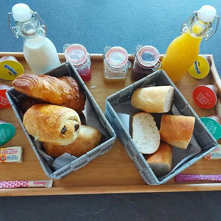 Avec Toi La Glamour ベッド・アンド・ブレックファスト